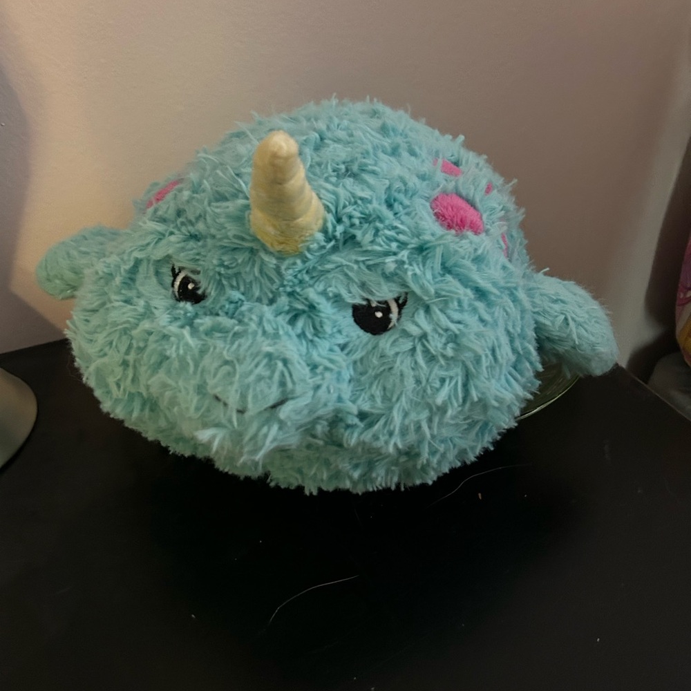 Retired Squishable narwhal - Picture 2 of 6